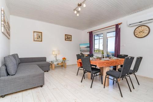 Dominique - Superior sea, bay & mountain view apartment, Цавтат (фото 2)