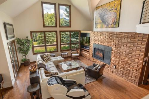 Pool, Private Hot Tub, Game Room, Luxury Home, Edwards