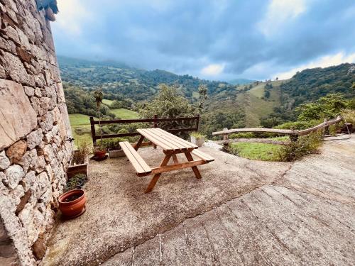 La Casina del Cabecin en Parque Natural de Redes in Rioseco
