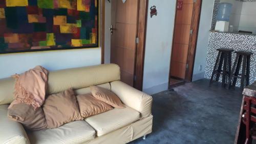 CASA GATA 2 SUITES PITUBA 2 - ESPAÇO Pe DE JAMBO (CASA GATA 2 SUITES PITUBA 2 - ESPACO Pe DE JAMBO) in 伊塔卡拉