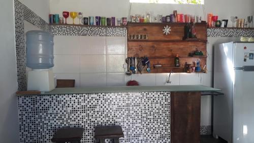 CASA GATA 2 SUITES PITUBA 2 - ESPAÇO Pe DE JAMBO (CASA GATA 2 SUITES PITUBA 2 - ESPACO Pe DE JAMBO) in 伊塔卡拉