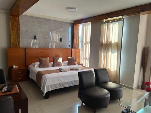 Aura Hotel