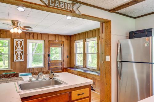 Cozy Cottage Near Ski Bretton Wood and Franconia in Bethlehem