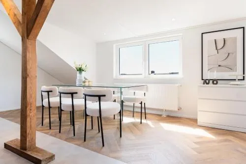 2 BR Loft - LUXUS - MODERN - PARKPLÄTZE - KAFFEE - NETFLIX - WEINBERGBLICK - KÜCHE - BALKON in Rüdesheim am Rhein, Deutschland