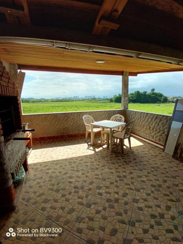 Casa na Praia in วีลา ลุยส์ อันโตนิโอ