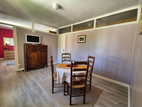 Apartment in Arromanches near Sandy Beach, Arromanches-les-Bains (foto 2)