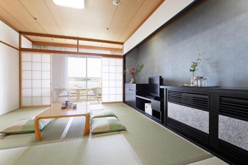  Japanese-Style Room with Sea View - Annex - Non-Smoking