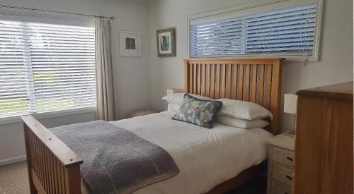 OTAH245A - OTAHU BEACH ESCAPE in Whangamata
