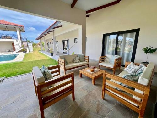 La Casita 4BR Private Paradise with Pool in Pedasi