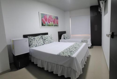 Hotel Girón Plaza (Hotel Giron Plaza) in 希隆