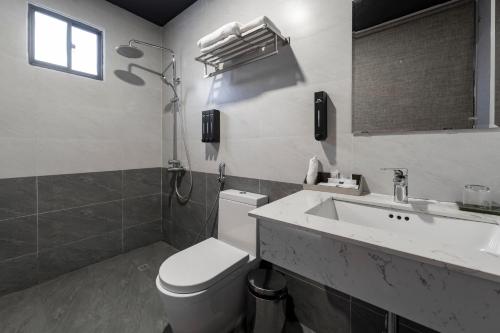 Chiic House 5 - Khách sạn tình yêu