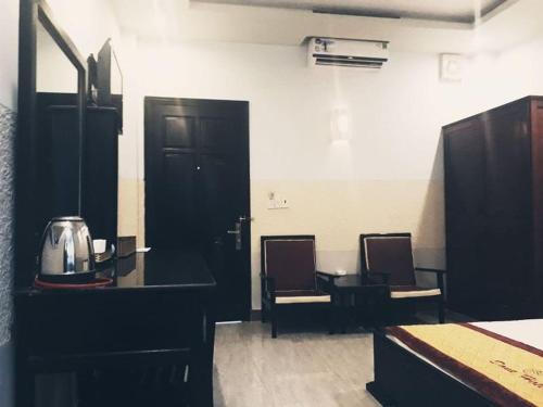 DONA Hotel