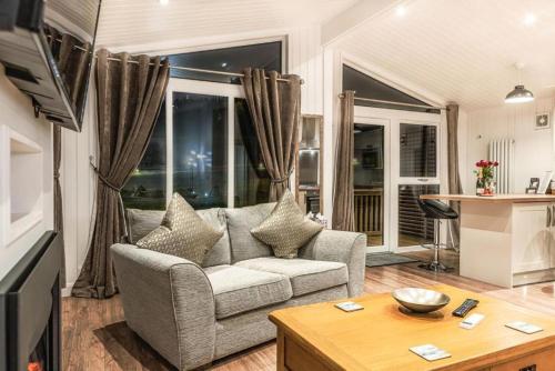 Silverwood Luxury Lodges & Bistro Barn - image 8