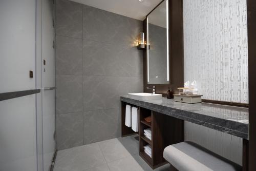 New Century Mansion Hotel Tongxiang Puyuan International Trade Center