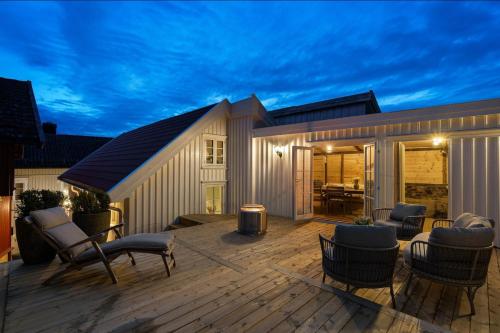 Idylliske Nordbyen - Brygga i Tønsberg in Tonsberg City Center