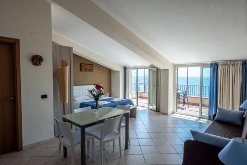 Fürdőszoba, B&B La Sirena in Santa Teresa Di Riva