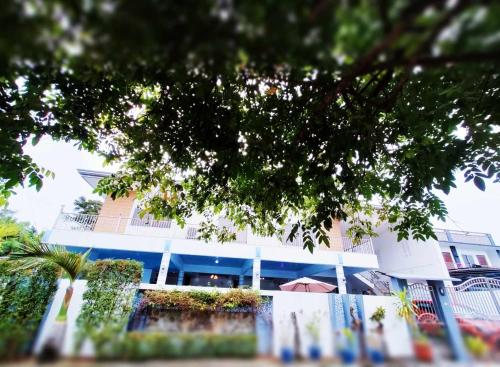 3B Modern Cozy Hotspring Resort – khách sạn tại Los Banos