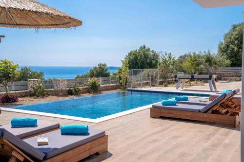 Oprema, Villa Roz by Villa Plus in Elios Proni
