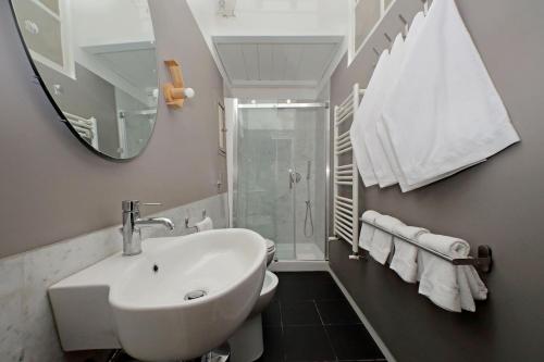 Pantheon Authentic and Modern Apartment, Roma (foto 9)