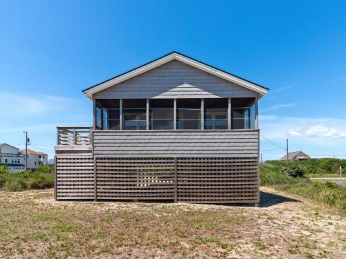 Facilities, 4085 - Ten Forward in Kitty Hawk (NC)