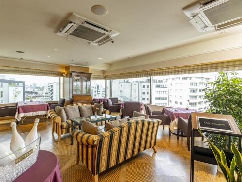 Master Suite Twin Room Club Lounge Access - Non-Smoking