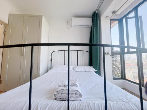 Double Room with Private Bathroom image 2