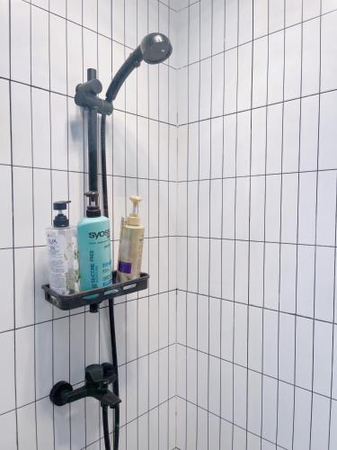 Double Room with Private Bathroom image 8
