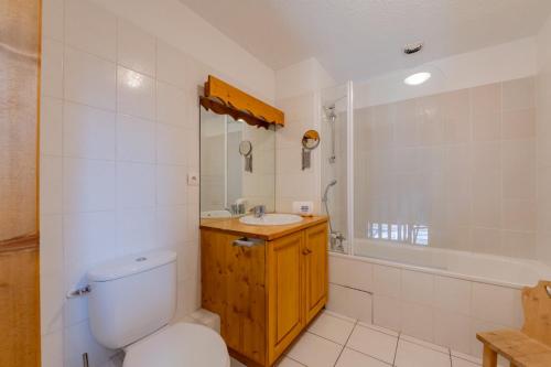 Three-Bedroom Loft Apartment image 7