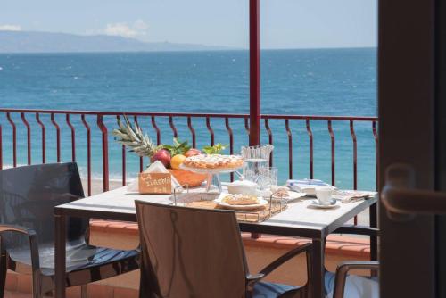 Erkély/terasz, B&B La Sirena in Santa Teresa Di Riva