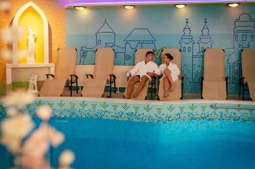 . Hotel Korona Wellness, Rendezvény és Borszálloda