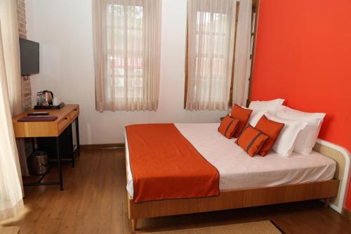 Suite with Sea View room in Oldies Hotel