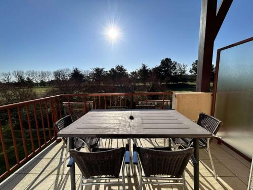 100 - Appart duplex 6p avec piscine collective. in Matignon