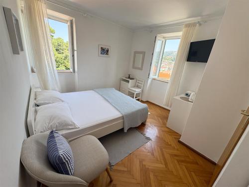 Rooms Old Town