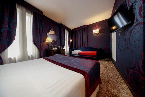 Locanda Antica Venezia - image 9