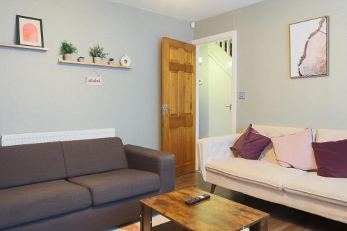 Comfortable Birmingham City Home Peaceful Escape 20 percent Off, Birmingham (photo 6)