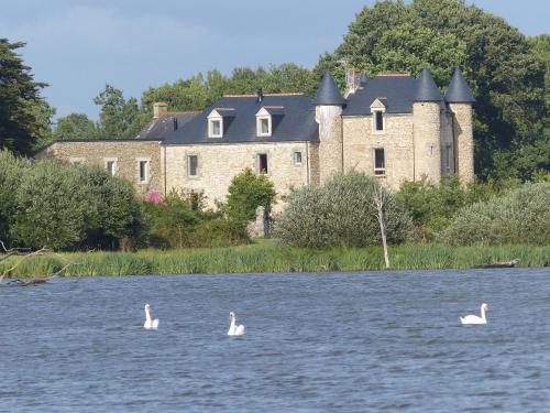 photo chambre domaine de kerbillec