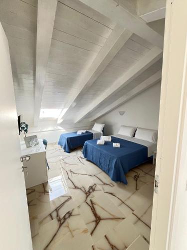 Triple Room image 4