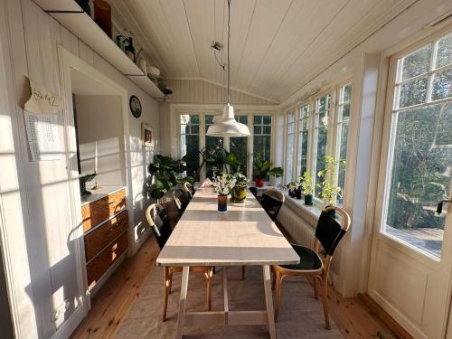 Private house from 1911 own garden 10 mins to city, Stockholm (photo 10)