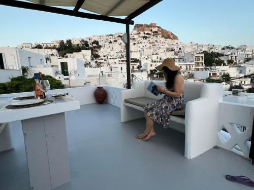 Rustic Retreat in Town in Skyros