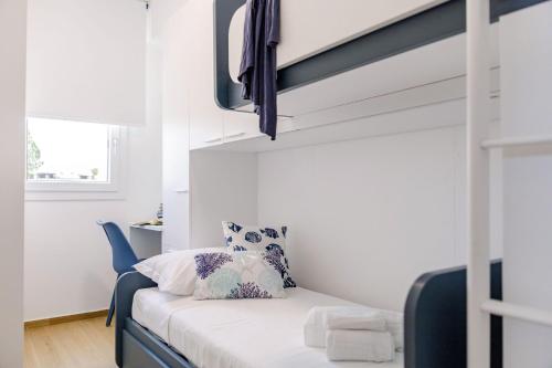 Apartment image 10