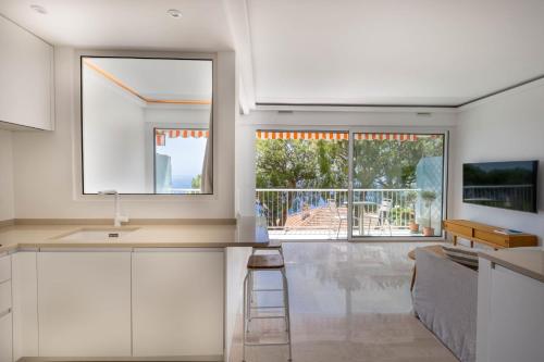 06DB Magnificent flat with incredible view Mont Boron in Mont Boron