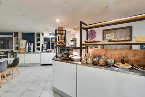 Kyriad Perpignan Sud - image 13