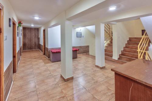 Hotel Vijayant - By The Mount Heaven in Siyal