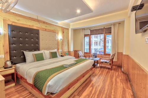 Hotel Vijayant - By The Mount Heaven in Siyal
