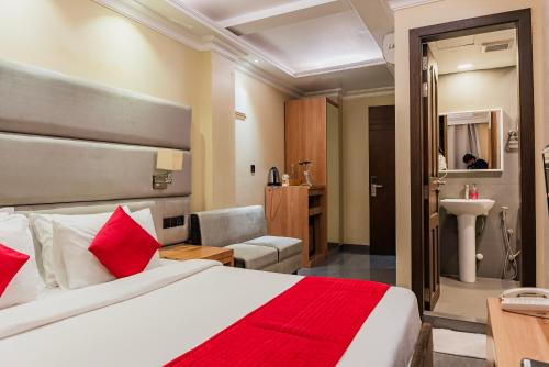 room detail thumbnail 0