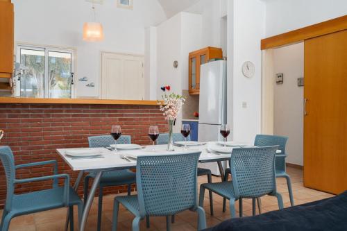 Alaprajzok, Villa Zina by Ezoria Villas in Perivolia