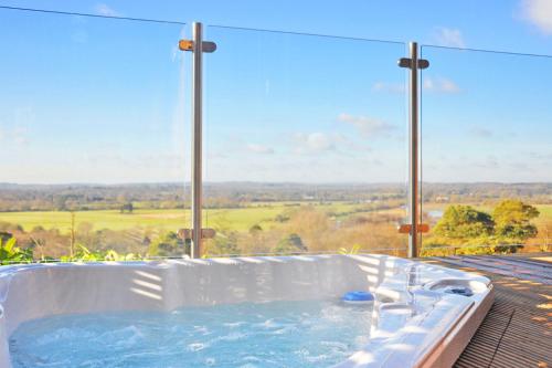 Hot tub, Sandy Balls Holiday Village by Away Resorts in Godshill