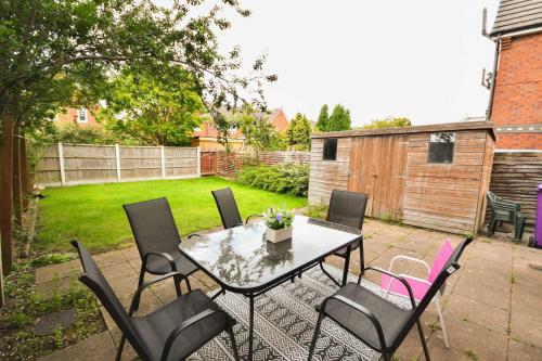 3 Bed House, Sleeps 5, Walking Distance to Centre, Liverpool (photo 4)