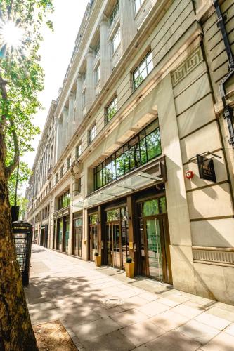 The Lincoln Suites, Londra