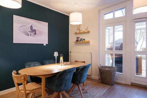 阿爾特費斯徹雷斯奇勒酒店 (Hotel Alte Fischereischule) in 埃肯弗德